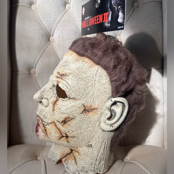 Michael Myers Dream Latex Mask - New Halloween II 2009 Movie ($FIRM) - Picture 5 of 9